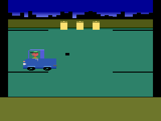 Oscar's Trash Race screenshot 3 for Atari 2600